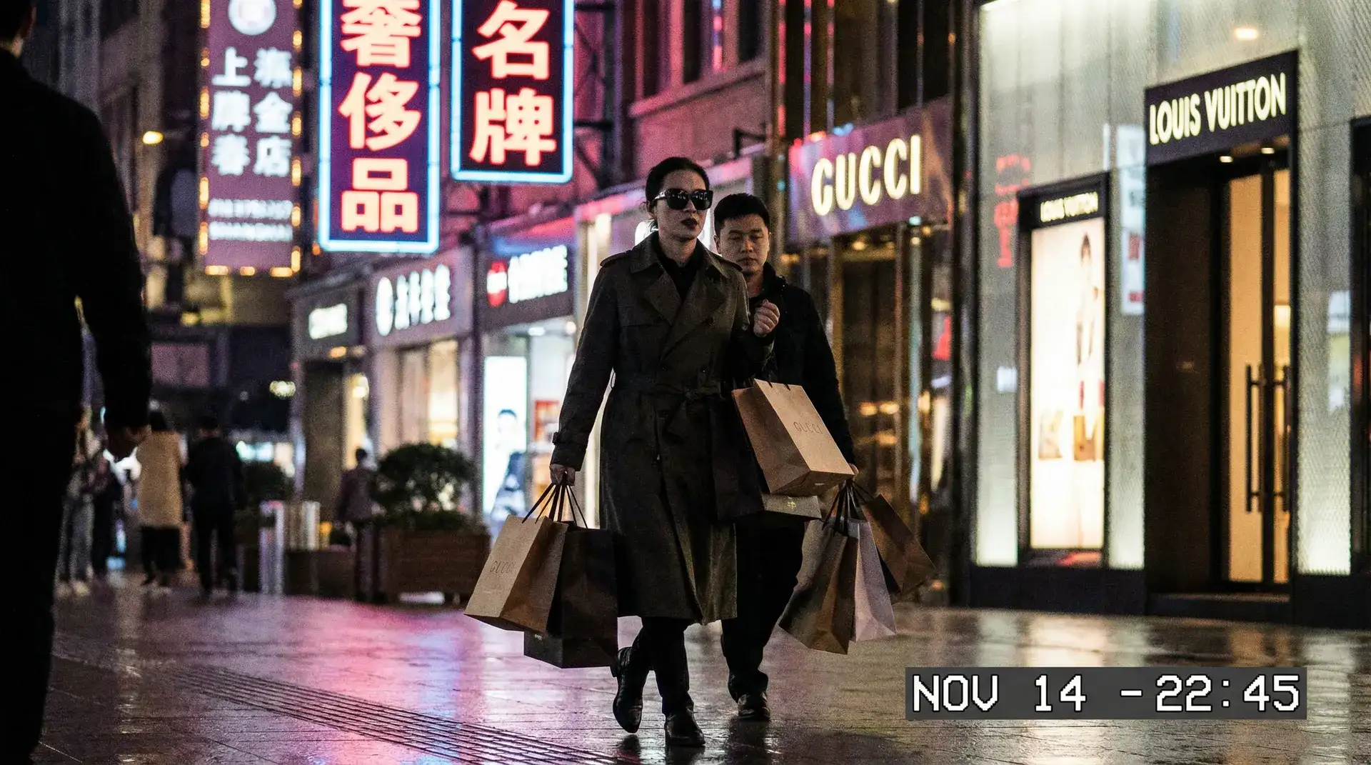 ob体育平台app - 奢侈品购物被拍